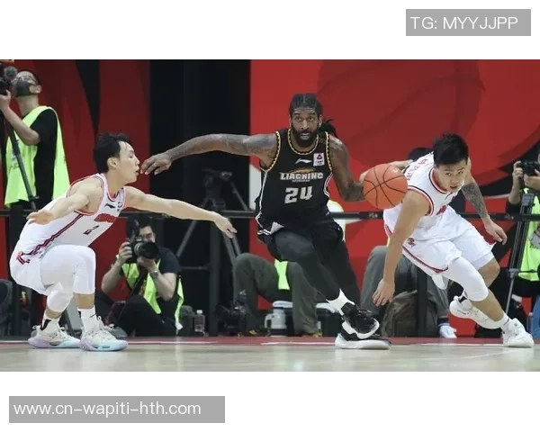 时隔12年！广东是冠军！主力三后卫总算圆梦...